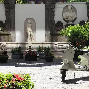 Piazza Bellini & Nápoly