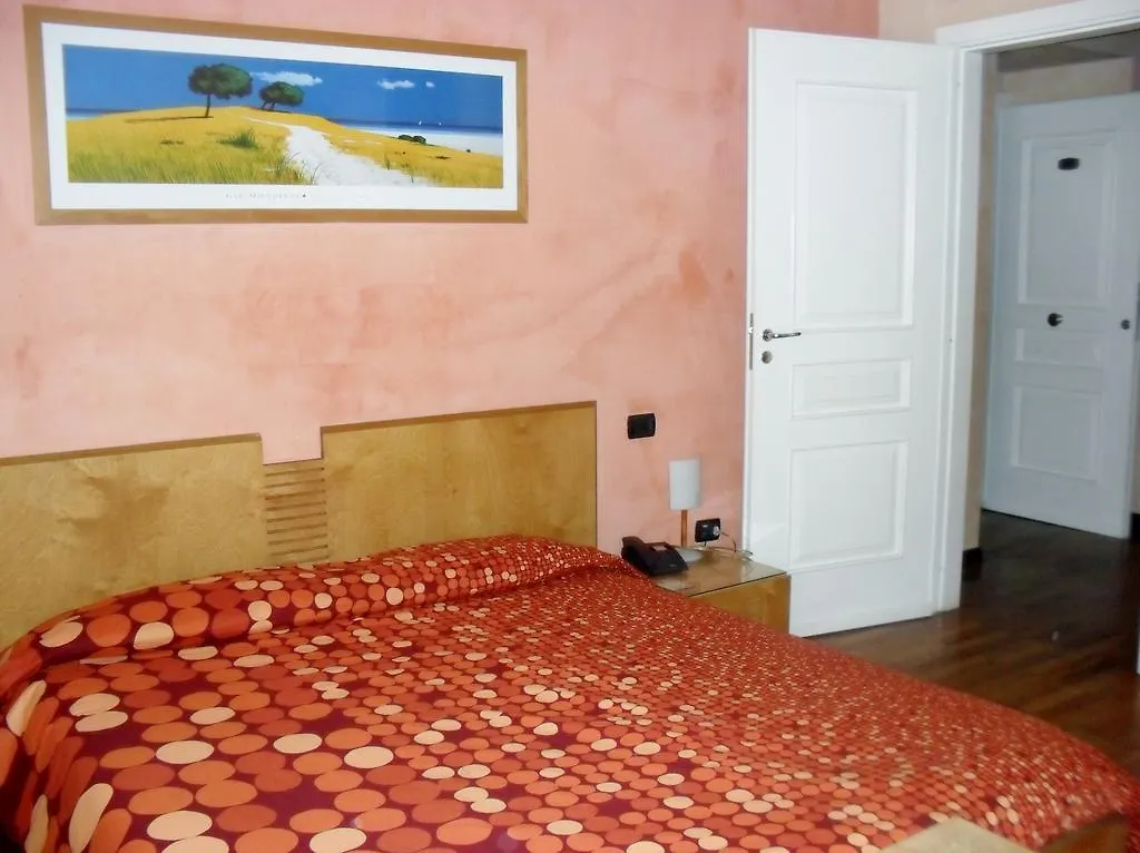 Hotel Clarean Neapol