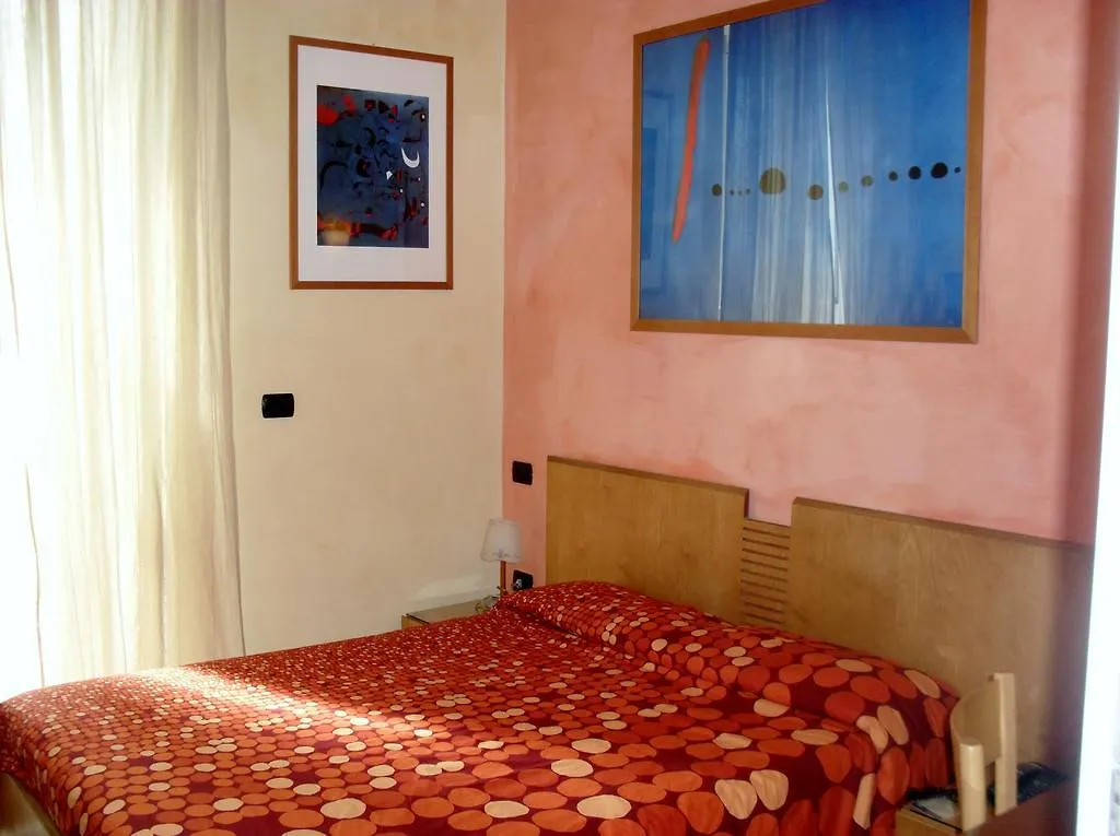 Hotel Clarean Neapol